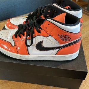 Jordan 1 mid turf orange. Gently used